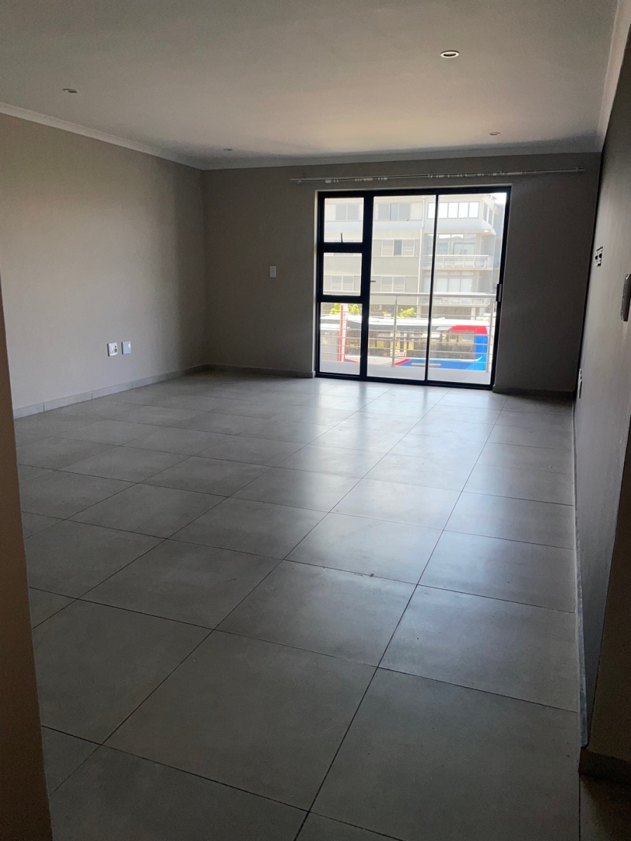 3 Bedroom Property for Sale in Parklands East Western Cape